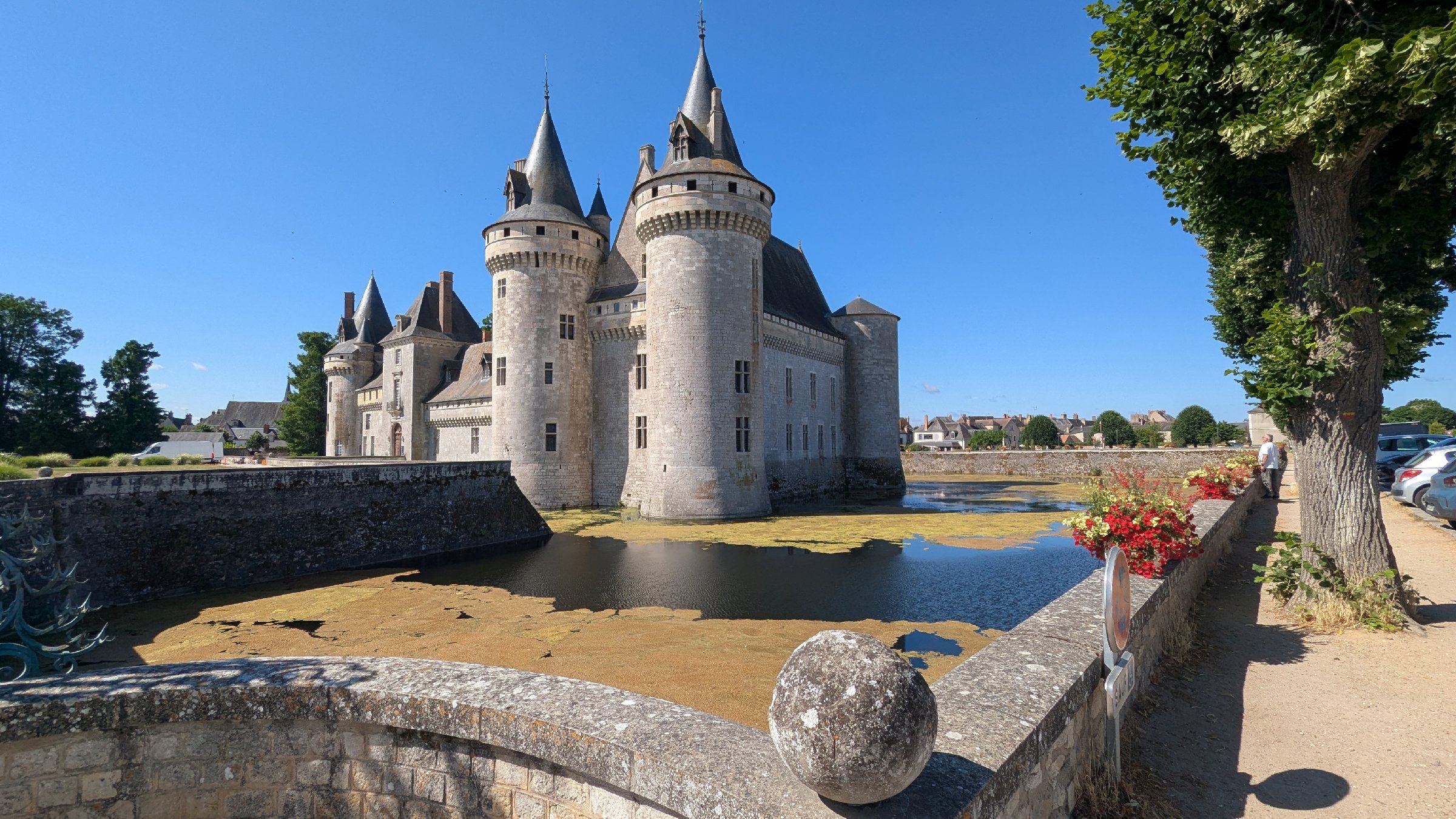 france25143
